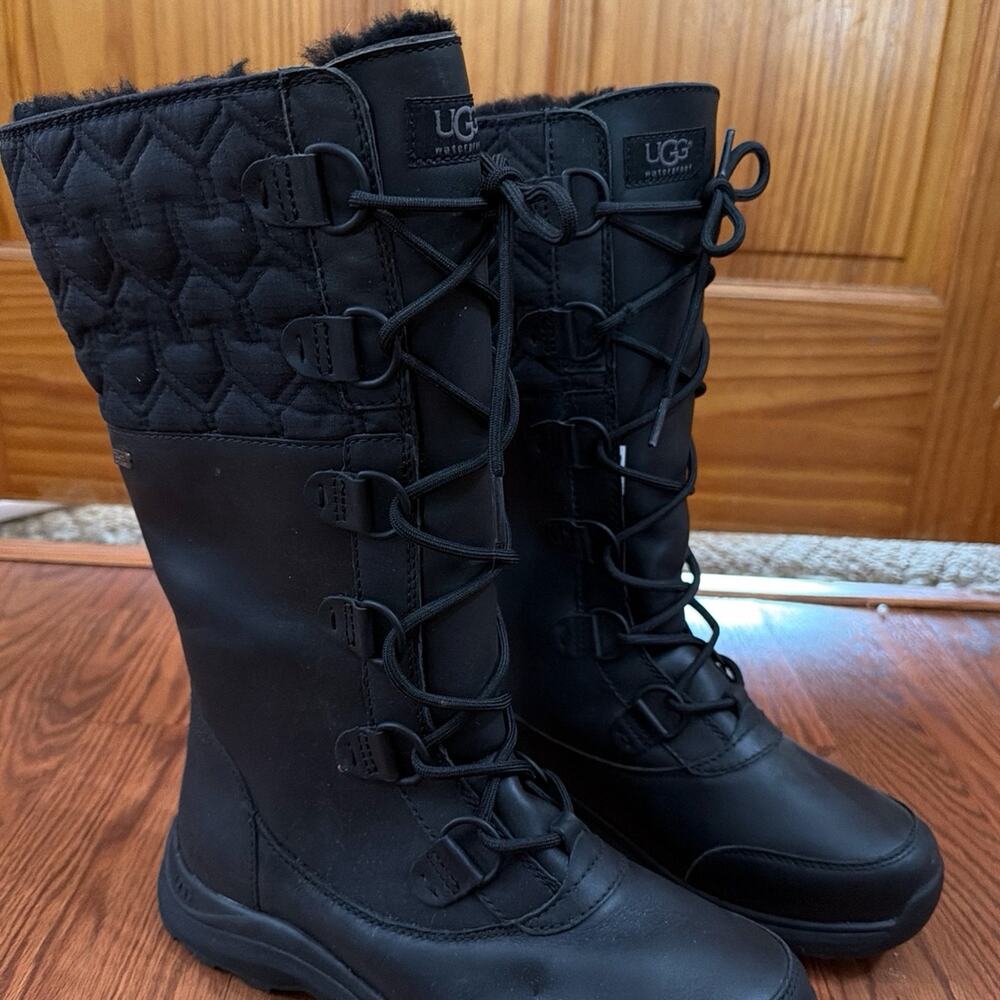 Ugg Atlason Womens Style : 1017433 Size 8.5